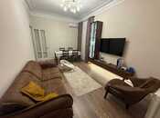 Satılır 2 otaqlı köhnə tikili 65 m², Nizami m., photo 1 from 8