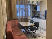 Satılır 2 otaqlı köhnə tikili 60 m², Nəsimi m., photo 1 from 8