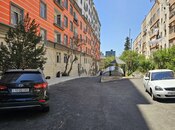 Продаётся 3-комн. новостройка 119 м², м. Кара Караев, photo 2 from 8