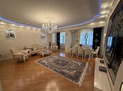 Satılır 3 otaqlı yeni tikili 155 m², İnşaatçılar m., photo 1 from 8