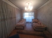 Satılır 3 otaqlı köhnə tikili 65 m², Xalqlar Dostluğu m., photo 2 from 8