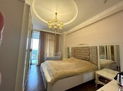 Продаётся 2-комн. новостройка 100 м², Хатаинский р., photo 3 from 8