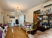 Satılır 2 otaqlı köhnə tikili 55 m², Nizami m., photo 2 from 8