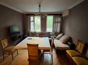 Satılır 3 otaqlı köhnə tikili 93 m², Gənclik m., photo 1 from 8