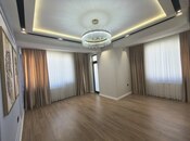 Satılır 3 otaqlı yeni tikili 100 m², 7-ci mikrorayon q., photo 1 from 8
