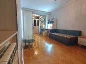 Продаётся 2-комн. вторичка 60 м², м. Халглар Достлугу, photo 1 from 8