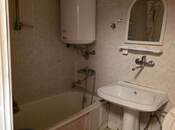 Satılır 2 otaqlı köhnə tikili 45 m², Elmlər Akademiyası m., photo 2 from 8