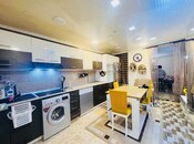 Satılır 3 otaqlı köhnə tikili 74 m², Sahil m., photo 2 from 8