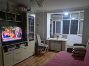 Satılır 2 otaqlı köhnə tikili 40 m², İnşaatçılar m., photo 1 from 7