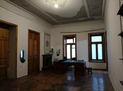 Satılır 10 otaqlı köhnə tikili 414 m², Nizami m., photo 1 from 8