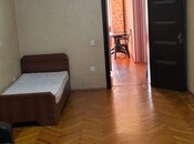 İcarəyə verilir 2 otaqlı köhnə tikili 55 m², Elmlər Akademiyası m., photo 2 from 8