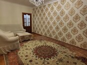 Satılır 4 otaqlı köhnə tikili 105 m², Əhmədli m., photo 1 from 8