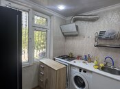 Satılır 2 otaqlı köhnə tikili 65 m², İnşaatçılar m., photo 2 from 4