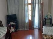 Satılır 2 otaqlı köhnə tikili 52 m², photo 1 from 8