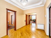 Продаётся 3-комн. новостройка 135 м², м. Низами, photo 5 from 8