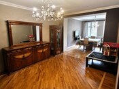 Satılır 3 otaqlı köhnə tikili 93 m², Gənclik m., photo 1 from 8