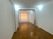 Satılır 3 otaqlı köhnə tikili 105 m², Sahil m., photo 2 from 8