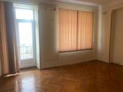 Satılır 3 otaqlı köhnə tikili 105 m², Sahil m., photo 6 from 8