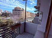 Satılır 2 otaqlı köhnə tikili 55 m², Nizami m., photo 2 from 8