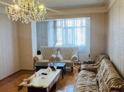 Satılır 3 otaqlı köhnə tikili 100 m², 8 Noyabr m., photo 3 from 8