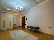 Сдаётся 4-комн. новостройка 220 м², м. Низами, photo 3 from 8