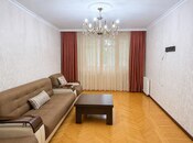 Продаётся 3-комн. вторичка 75 м², м. Элмляр Академиясы, photo 2 from 8