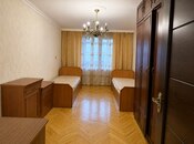 Продаётся 3-комн. вторичка 75 м², м. Элмляр Академиясы, photo 4 from 8