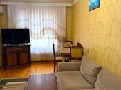 Продаётся 2-комн. вторичка 65 м², Хатаинский р., photo 2 from 8