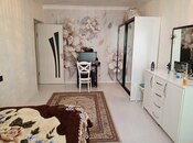 Satılır 3 otaqlı köhnə tikili 108 m², Elmlər Akademiyası m., photo 4 from 8