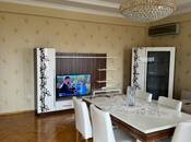 Сдаётся 3-комн. новостройка 200 м², м. 28 мая, photo 1 from 8