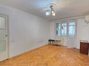 Satılır 2 otaqlı köhnə tikili 40.3 m², Elmlər Akademiyası m., photo 1 from 8