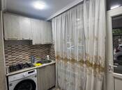 Продаётся 2-комн. вторичка 40 м², м. Иншаатчылар, photo 4 from 7