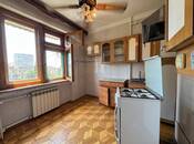 Satılır 2 otaqlı köhnə tikili 60 m², Qara Qarayev m., photo 5 from 8