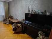 Продаётся 3-комн. вторичка 80 м², м. Нефтчиляр, photo 2 from 8