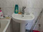 Продаётся 2-комн. вторичка 60 м², м. Нефтчиляр, photo 6 from 8