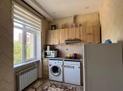 Продаётся 2-комн. вторичка 42 м², м. Элмляр Академиясы, photo 7 from 8