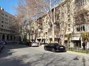 Satılır 3 otaqlı köhnə tikili 75 m², Elmlər Akademiyası m., photo 2 from 8