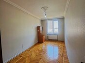 Satılır 3 otaqlı köhnə tikili 70 m², İnşaatçılar m., photo 8 from 8
