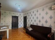Satılır 3 otaqlı köhnə tikili 70 m², İnşaatçılar m., photo 4 from 8