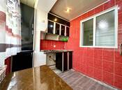 Продаётся 3-комн. вторичка 55 м², м. Ази Асланов, photo 1 from 8