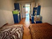 Продаётся 3-комн. вторичка 62 м², м. Иншаатчылар, photo 7 from 8