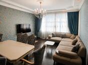 Сдаётся 3-комн. новостройка 130 м², м. Низами, photo 1 from 8