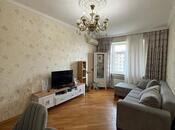 Продаётся 3-комн. вторичка 80 м², м. Ази Асланов, photo 3 from 8