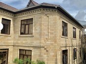 Продаётся 8-комн. дом/дача 404 м², photo 1 from 8