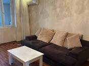 Сдаётся 2-комн. вторичка 30 м², м. Иншаатчылар, photo 2 from 8