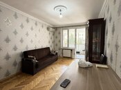 Satılır 3 otaqlı köhnə tikili 75 m², Elmlər Akademiyası m., photo 2 from 8