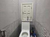 Satılır 2 otaqlı köhnə tikili 60 m², Xalqlar Dostluğu m., photo 2 from 8