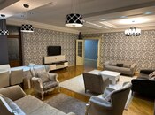 Сдаётся 4-комн. новостройка 165 м², м. Низами, photo 1 from 8