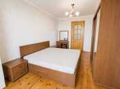 İcarəyə verilir 2 otaqlı köhnə tikili 65 m², Qara Qarayev m., photo 3 from 5