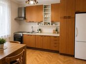 Satılır 3 otaqlı köhnə tikili 85 m², Nərimanov r., photo 1 from 8